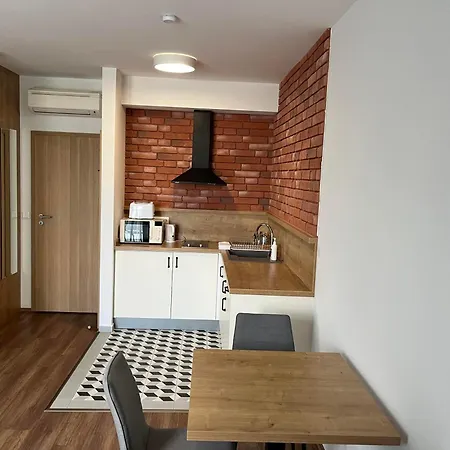 Berill Crystal Apartment Sarvar